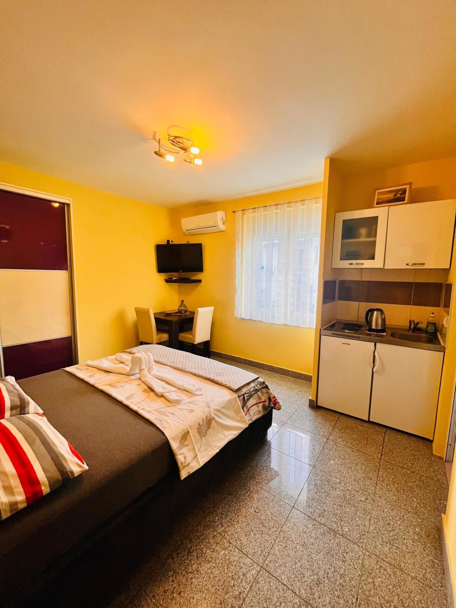 Apartments Kristal Kaštela Zewnętrze zdjęcie