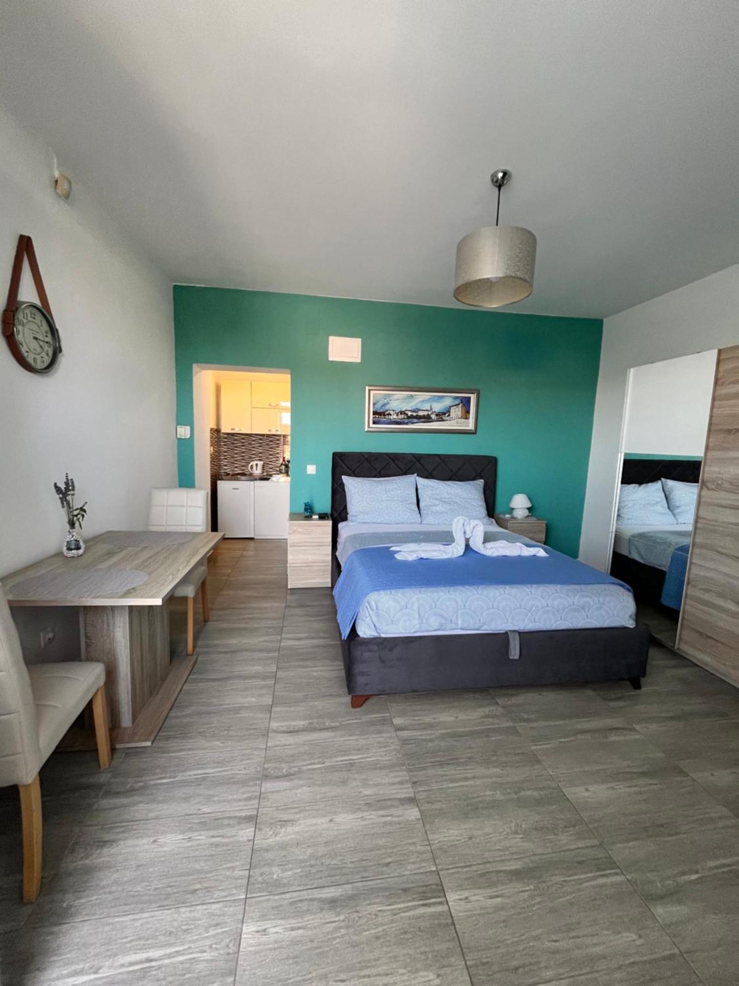 Apartments Kristal Kaštela Zewnętrze zdjęcie