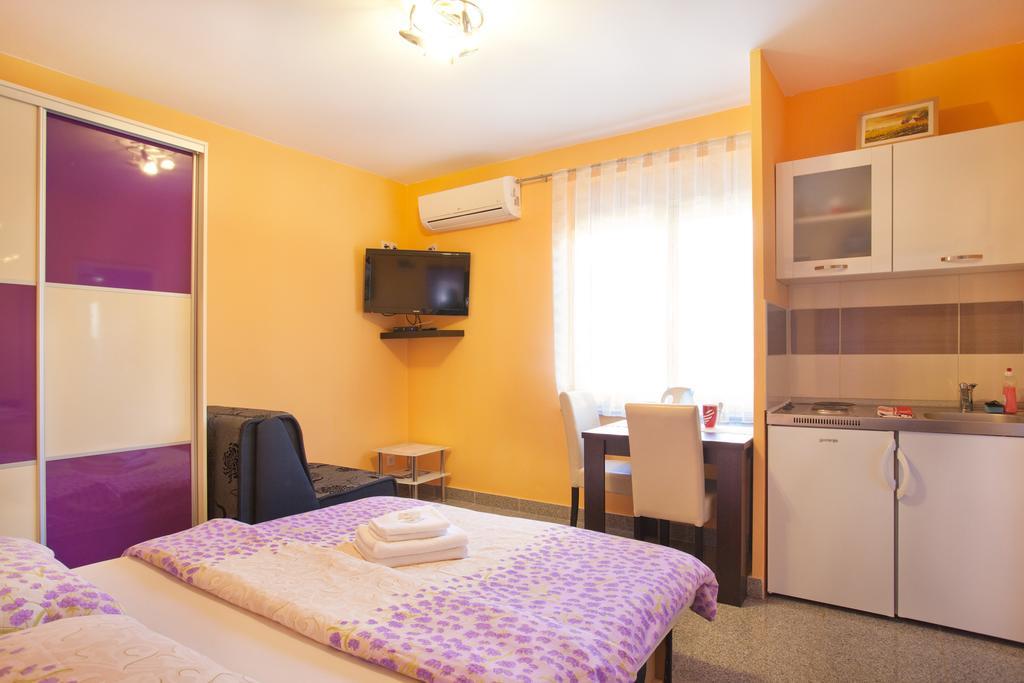 Apartments Kristal Kaštela Pokój zdjęcie
