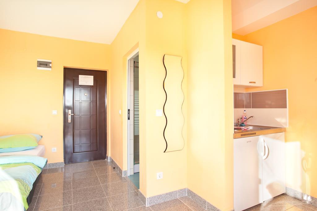 Apartments Kristal Kaštela Pokój zdjęcie