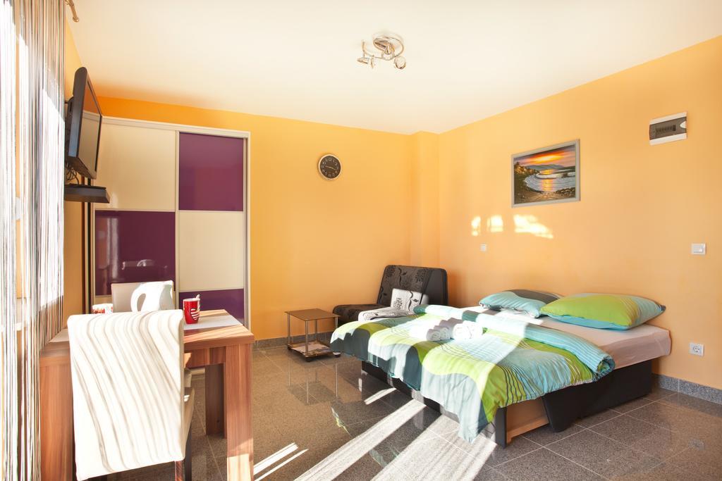 Apartments Kristal Kaštela Pokój zdjęcie
